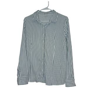 Van Heusen Women’s Button-Up Shirt – Size XL